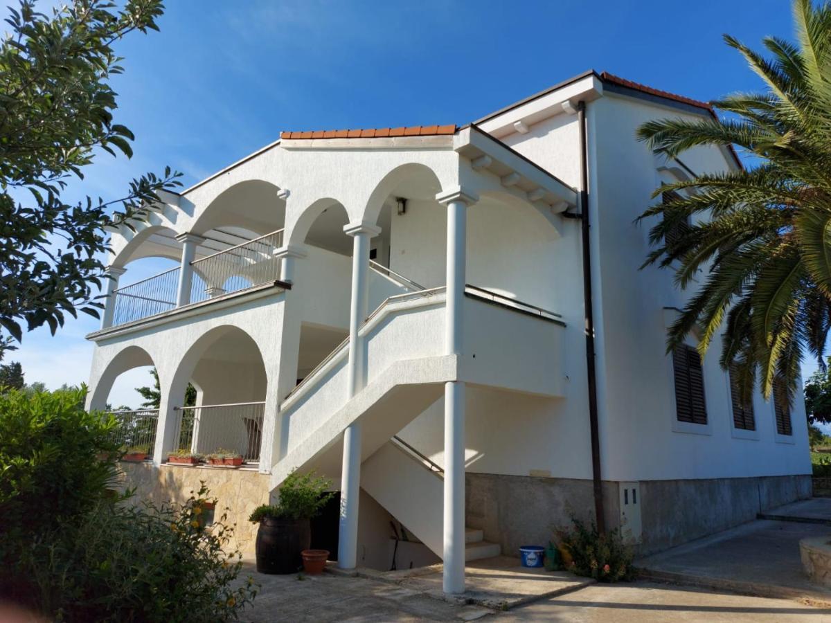 Apartments Pavlovic Ninski Stanovi المظهر الخارجي الصورة