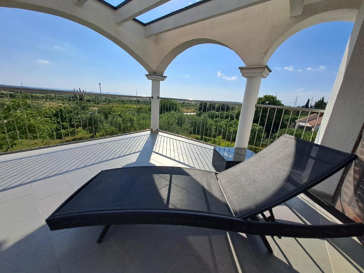 Apartments Pavlovic Ninski Stanovi المظهر الخارجي الصورة